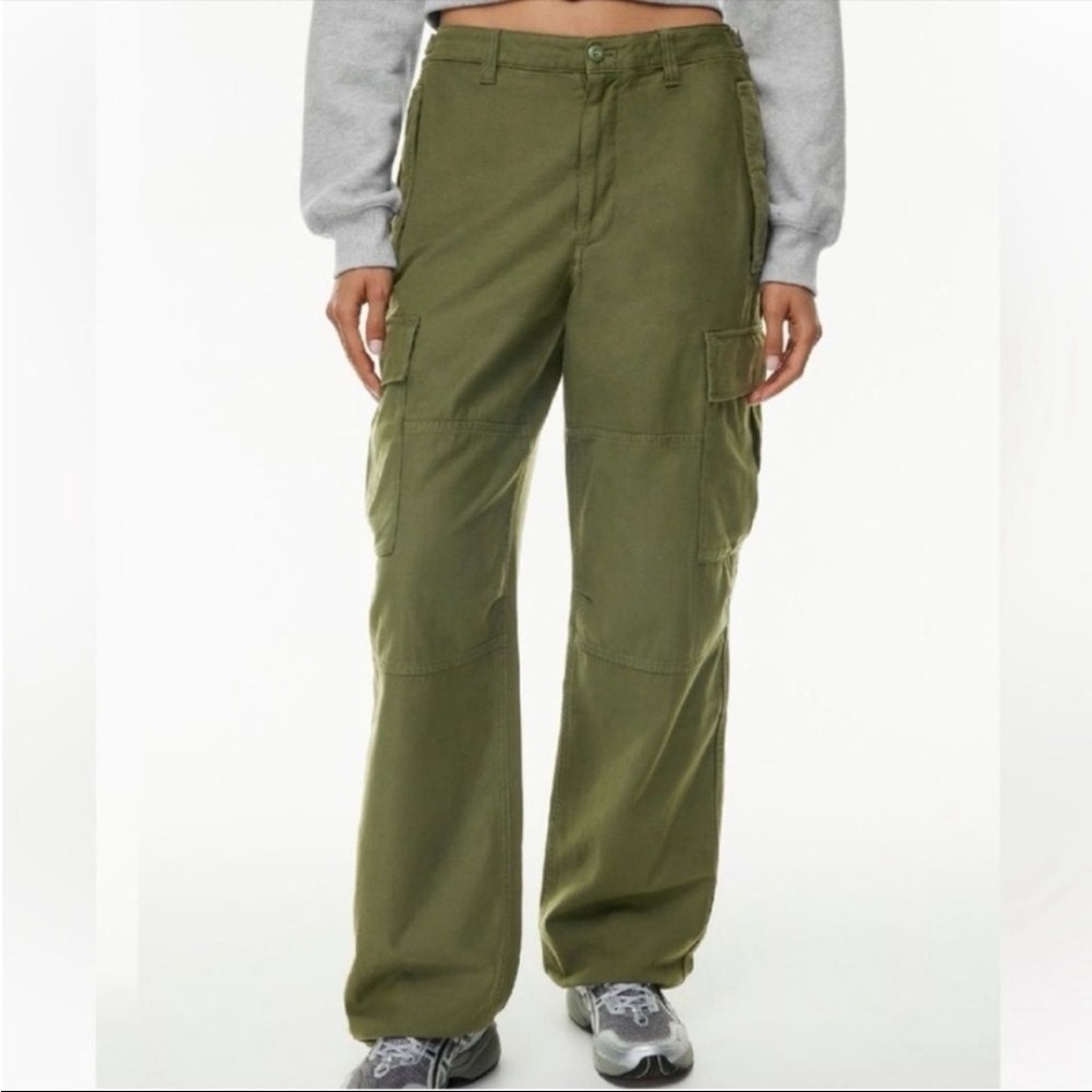 Aritzia TNA Supply Cargo Pants